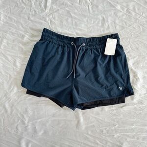 NWT Vuori Women’s Navy Short